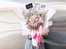 Load image into Gallery viewer, Prestige Wrap Roses To You (9 Pink Roses Pink Wrap)