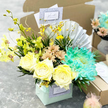 Load image into Gallery viewer, Ria Raya Abundance Table Arrangement To You
