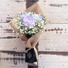Load image into Gallery viewer, Signature Bouquet To You (Roses Blue White Baby Breath Design)