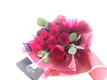 Load image into Gallery viewer, Prestige Wrap Roses To You (6 Roses Maroon Wrap)