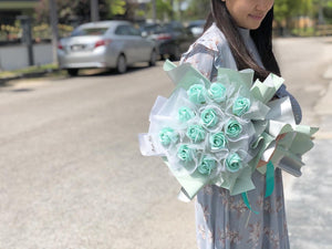 Everlasting Soap Flower Bouquet To You -12 Roses (Tiffany)