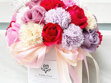 Load image into Gallery viewer, Everlasting Soap Flower Box To You- 33 Roses Mix Carnation