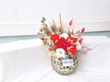 Load image into Gallery viewer, Preserved Flowers Vase To You (3 Roses + Hydrangea Design Red Gold)