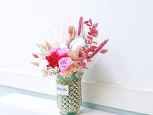 Load image into Gallery viewer, Preserved Flowers Vase To You (3 Roses + Hydrangea Design Red Pink)