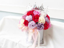 Load image into Gallery viewer, Everlasting Soap Flower Box To You- 33 Roses Mix Carnation