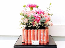 Load image into Gallery viewer, Cake Style Flower Money Box To You (Pink Mixture Flower In Black Box Design)