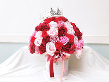 Load image into Gallery viewer, Everlasting Soap Flower Box To You- 99 Roses (Red Pink Theme)