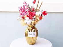 Load image into Gallery viewer, Preserved Flowers Vase To You (1 Rose Design Red)