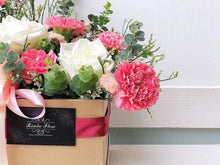 Load image into Gallery viewer, Flower Box To You (Pink Carnation Flower Design)