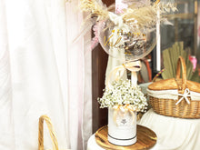 Load image into Gallery viewer, Hat Box Gypsophila To You Exclusive Design Balloon