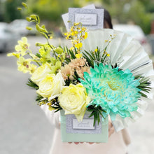 Load image into Gallery viewer, Ria Raya Abundance Table Arrangement To You