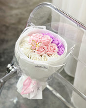 Load image into Gallery viewer, Everlasting Soap Flower Bouquet To You -18 Ombre Pink Purple