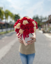 Load image into Gallery viewer, Everlasting Soap Flower Box To You - 33 Roses (Roses & Carnation Red Champagne)