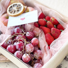 Load image into Gallery viewer, Fruity Gift Box To You ( Red Apples, Red Grapes, Blueberry, Strawberry)