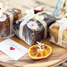Load image into Gallery viewer, Signature Gift Box To You (Handmade Cake Series Collection)