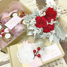 Load image into Gallery viewer, Signature Bouquet To You (Carnation Deep Red Silver Leaf Design)