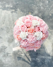 Load image into Gallery viewer, Everlasting Soap Flower Box To You - 33 Roses (Roses &amp; Carnation Pink Coral)
