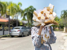 Load image into Gallery viewer, Everlasting Soap Flower Bouquet To You -12 Roses (Gold Champange)