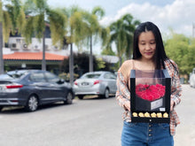 Load image into Gallery viewer, Love Shape Everlasting Soap Flower To You With Gift