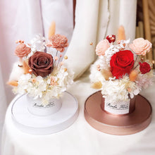 Load image into Gallery viewer, Special Edition Preserved Flower Box To You