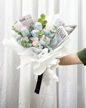 Load image into Gallery viewer, Prestige Bouquet To You (Mermaid Roses Silver Leaf Design)(Small 3 Roses)