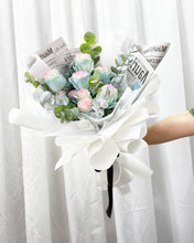 Load image into Gallery viewer, Prestige Bouquet To You (Mermaid Roses Silver Leaf Design)(Small 3 Roses)