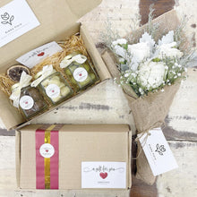 Load image into Gallery viewer, Signature Bouquet To You (Roses White Silver Leaf Design)