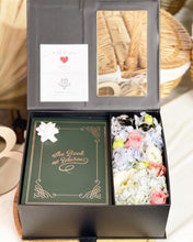 Load image into Gallery viewer, Flower Box With Gift ( Hydrangea Roses Design)