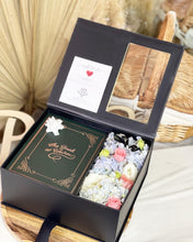 Load image into Gallery viewer, Flower Box With Gift ( Hydrangea Roses Design)