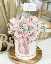 Load image into Gallery viewer, Hot Air Ballon To You Hot Air Baloon To You ( 24 Pink Dusty Pink Roses Silver Leaf Design)