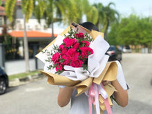 Load image into Gallery viewer, Prestige Bouquet To You (Spray Roses Eucalytus Design)