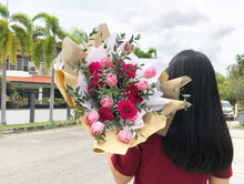 Load image into Gallery viewer, Prestige Bouquet To You (Tulip Spray Roses Design)