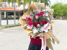 Load image into Gallery viewer, Prestige Bouquet To You (Tulip Spray Roses Design)