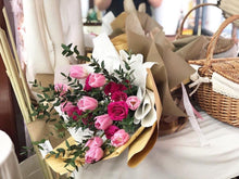 Load image into Gallery viewer, Prestige Bouquet To You (Tulip Spray Roses Design)