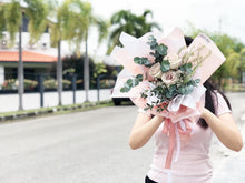 Load image into Gallery viewer, Prestige Bouquet To You (Quicksand Roses Design)