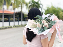 Load image into Gallery viewer, Prestige Bouquet To You (Quicksand Roses Design)