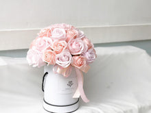 Load image into Gallery viewer, Everlasting Soap Flower Box To You - 33 Roses (Carol Pink Pastel Design)
