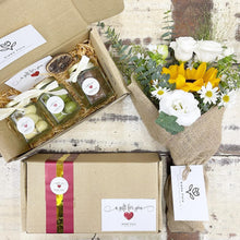 Load image into Gallery viewer, Premium Signature Bouquet To You (Sunflower Hana White Design)