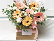Load image into Gallery viewer, Flower Box To You (Daisy Warm Pastel Mix Design)