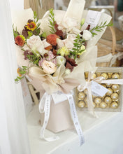 Load image into Gallery viewer, Premium Prestige Bouquet To You (Quicksand Roses And Dahlia Design)(Standard Size)