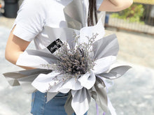Load image into Gallery viewer, Prestige Bouquet To You (Lavender Casphia Design)