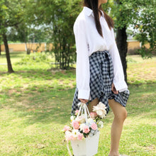 Load image into Gallery viewer, Flower Box To You (Pastel Quicksand Pink Flower Design)