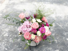 Load image into Gallery viewer, Flower Vase To You (Delicate Flower Design)