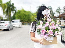 Load image into Gallery viewer, Flower Box To You (Fluffy Eustoma Roses Soft Pink Purple Design)