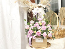 Load image into Gallery viewer, Flower Box To You (Fluffy Eustoma Roses Soft Pink Purple Design)