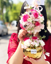 Load image into Gallery viewer, Topiary To You (Roses, Hydrangea,Eryngium, Spray Roses, Astranti)