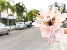 Load image into Gallery viewer, Prestige Wrap Preserved Flower To You - Warm Color Series