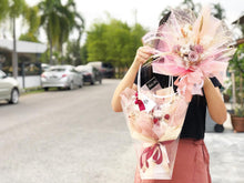 Load image into Gallery viewer, Prestige Wrap Preserved Flower To You - Pastel Color Series