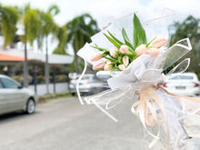 Load image into Gallery viewer, Prestige Bouquet To You (Tulip Apricot Series)