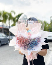 Load image into Gallery viewer, Ballon Wrap Bouquet To You (Multi-Colors Roses & Assorted Dried Flowers)